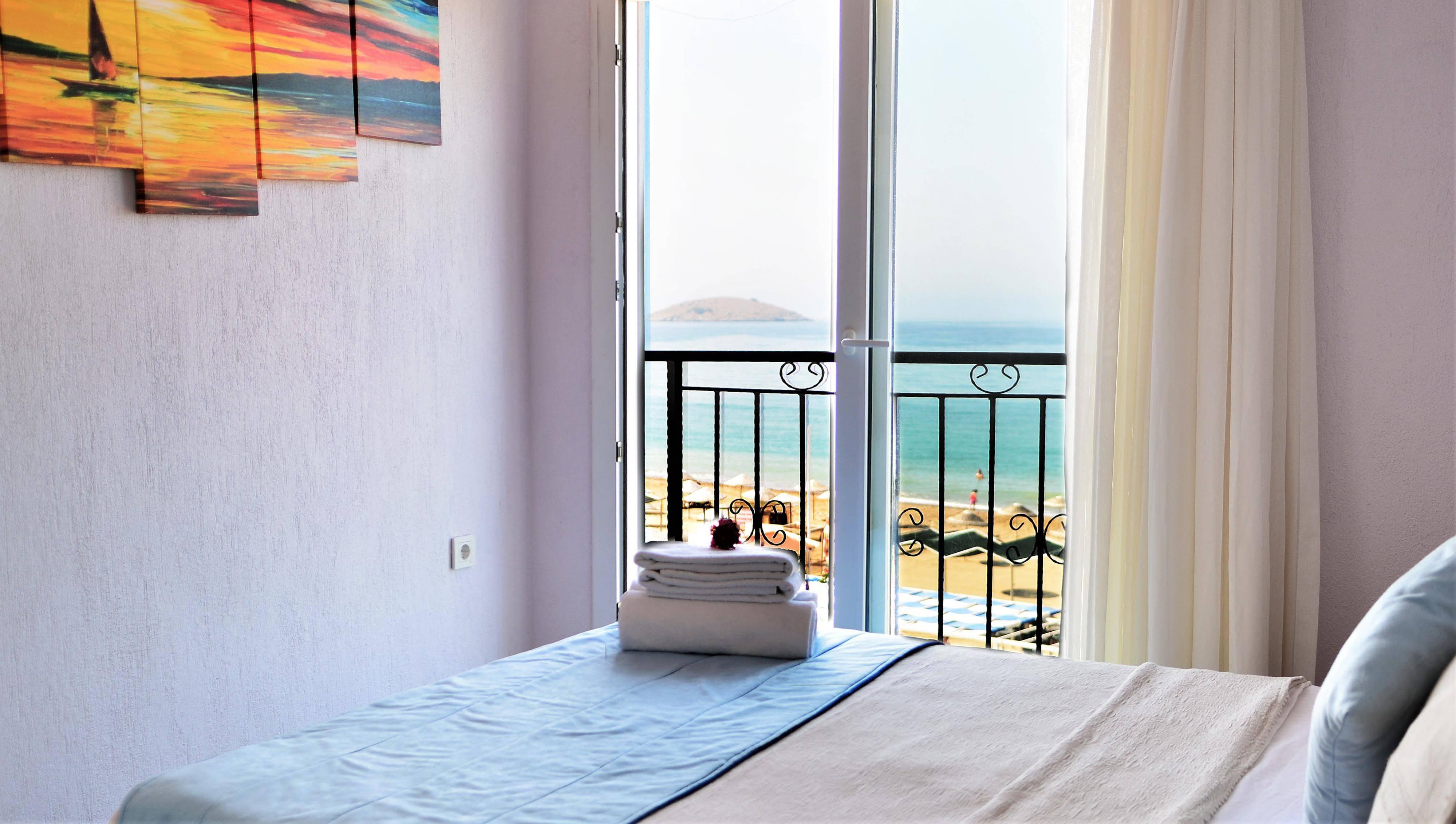 Gumuldur Mavi Deniz Hotel מראה חיצוני תמונה