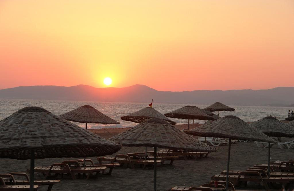 Gumuldur Mavi Deniz Hotel מראה חיצוני תמונה