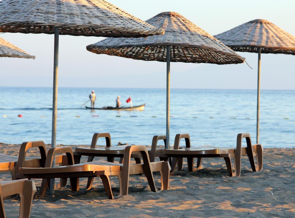 Gumuldur Mavi Deniz Hotel מראה חיצוני תמונה